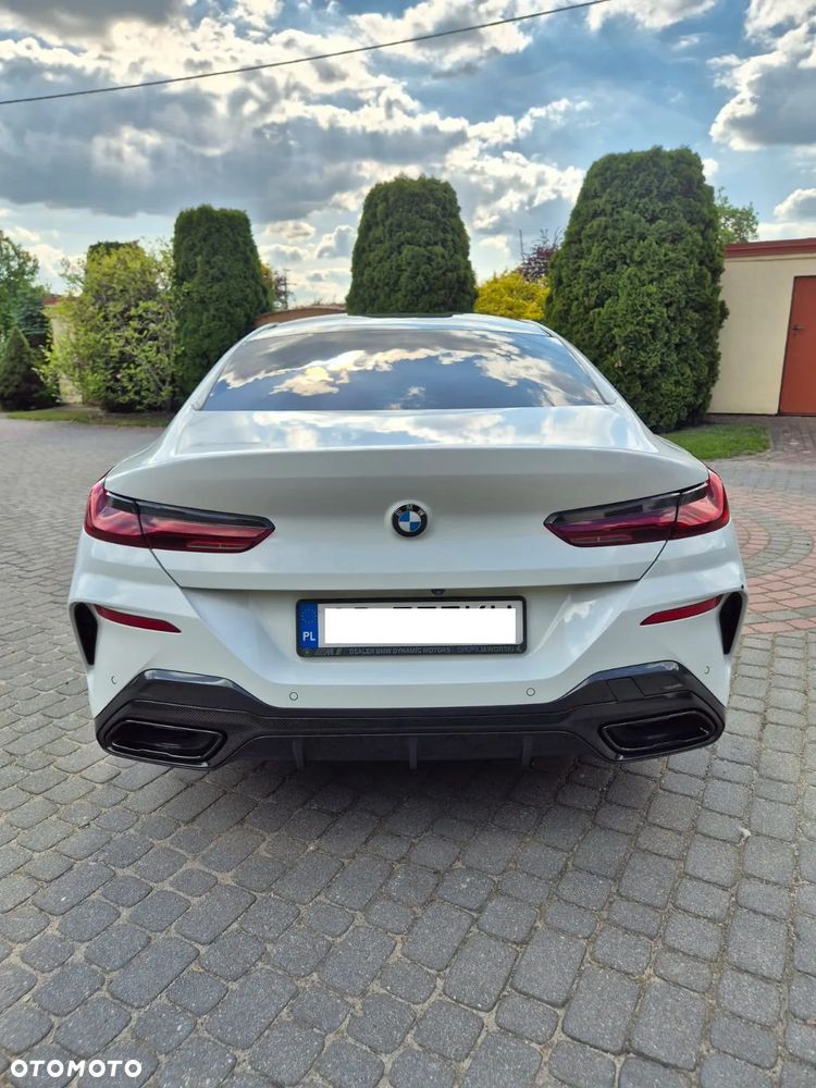 BMW Seria 8 - 9