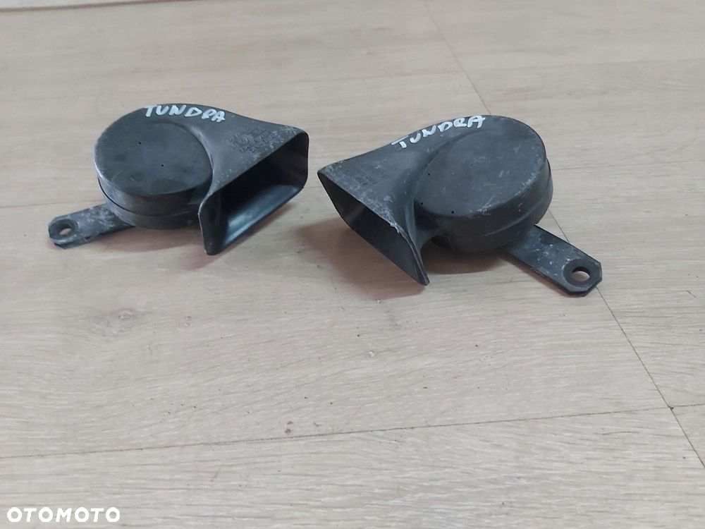 Toyota Tundra II 07 - 14 klakson sygnał trąbka Sequoia - 2