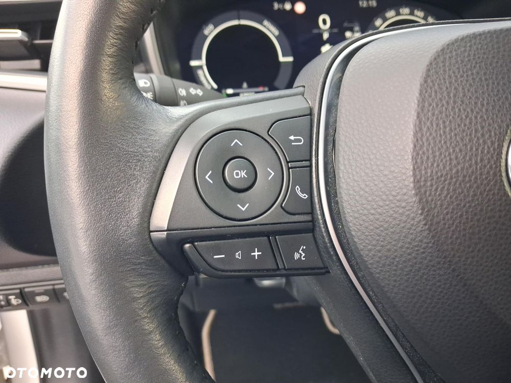 Toyota Corolla 1.8 Hybrid Comfort - 24