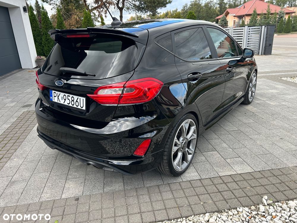 Ford Fiesta - 8