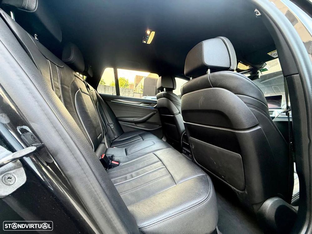 BMW 520 e Pack M - 27