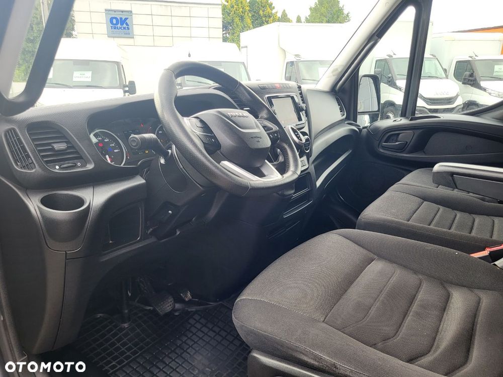 Iveco 35S16V 18m3 Salon Polska - 13