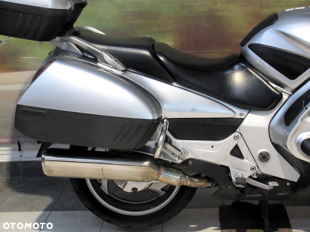 Honda ST - 17