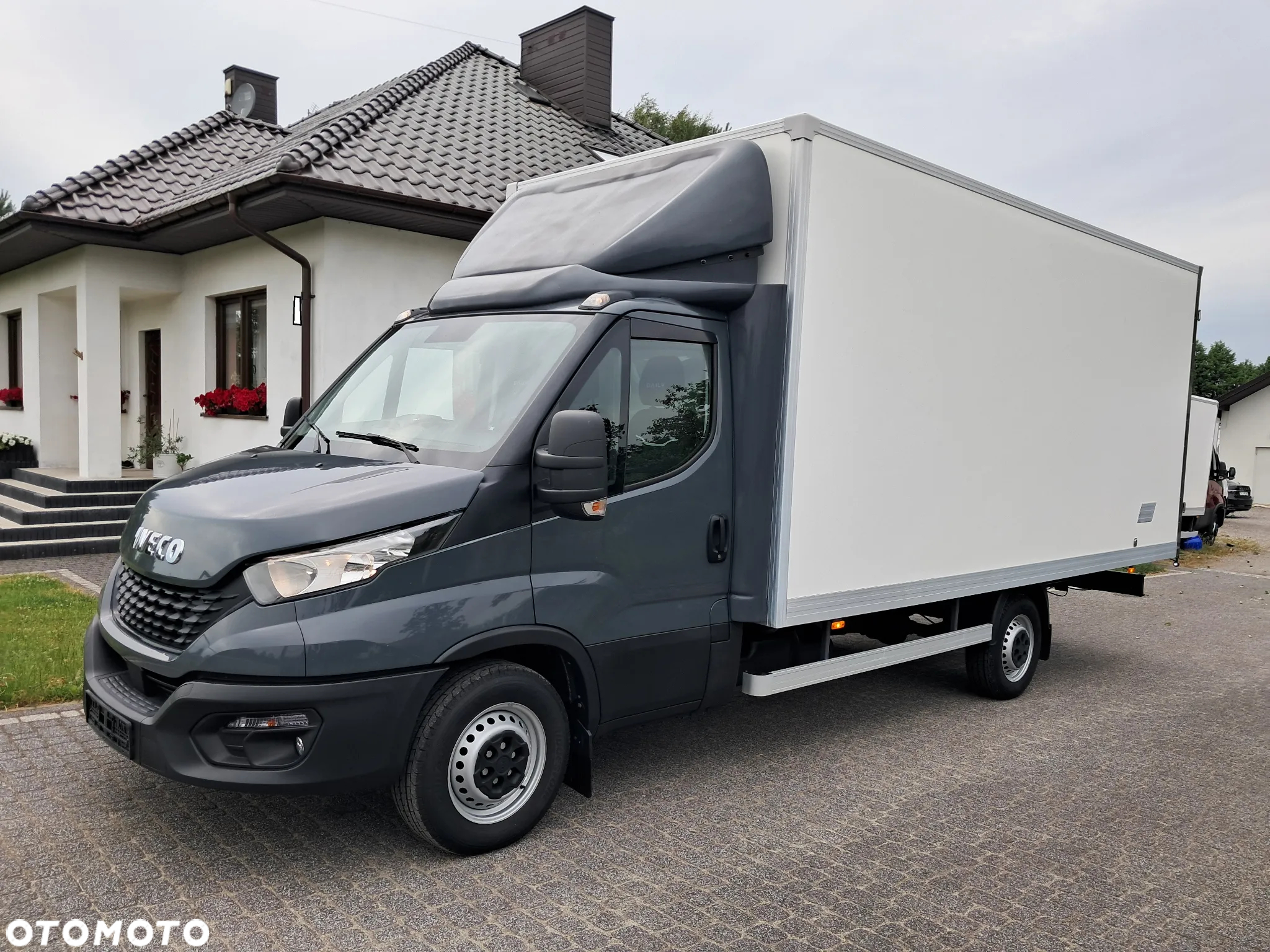 Iveco Daily 35S18 Kontener Izotermiczny 5m Salon Polska - 2
