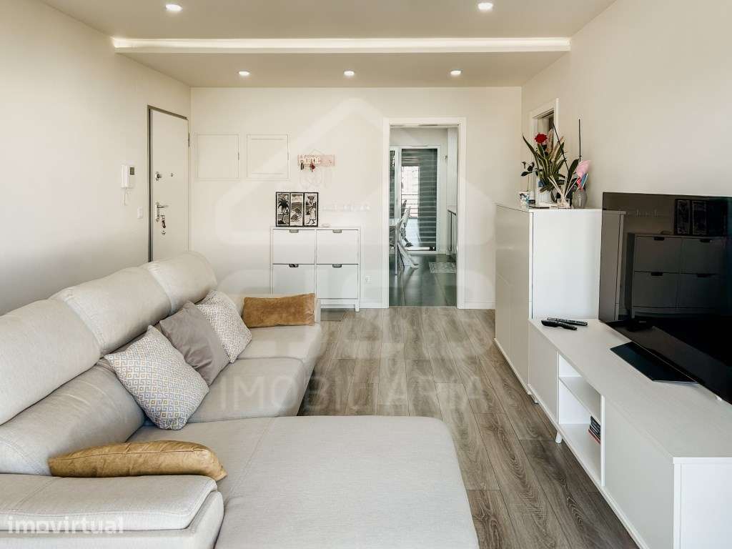 Apartamento T2 Torre da Marinha - Grande imagem: 4/31