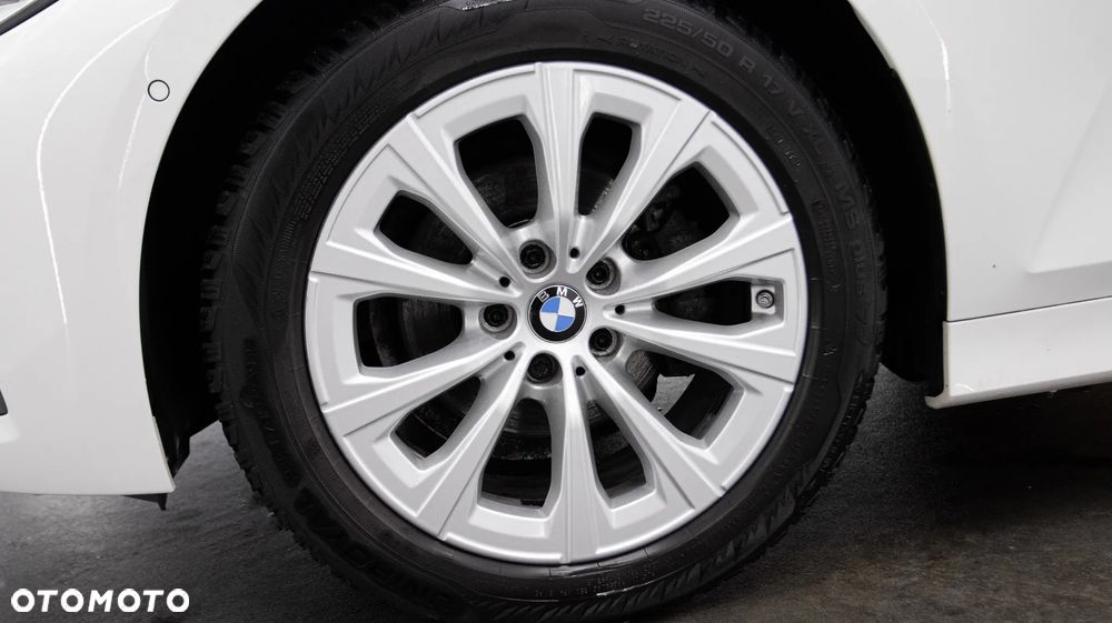 BMW Seria 3 318i Advantage sport - 8
