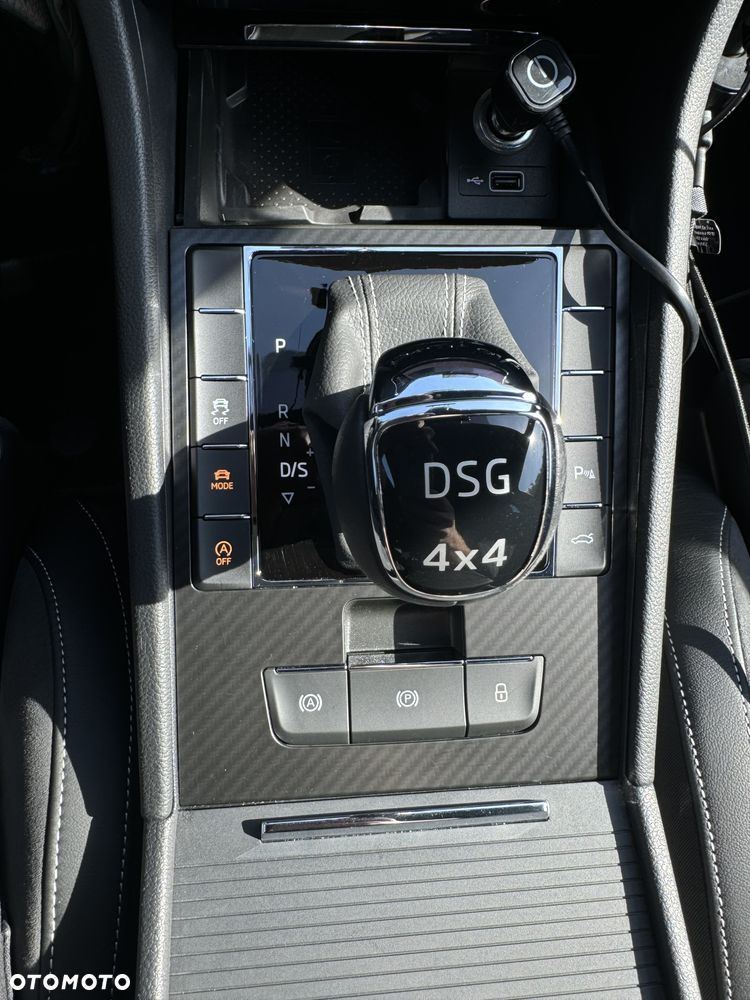 Skoda Superb 2.0 TDI 4x4 Sportline DSG - 28