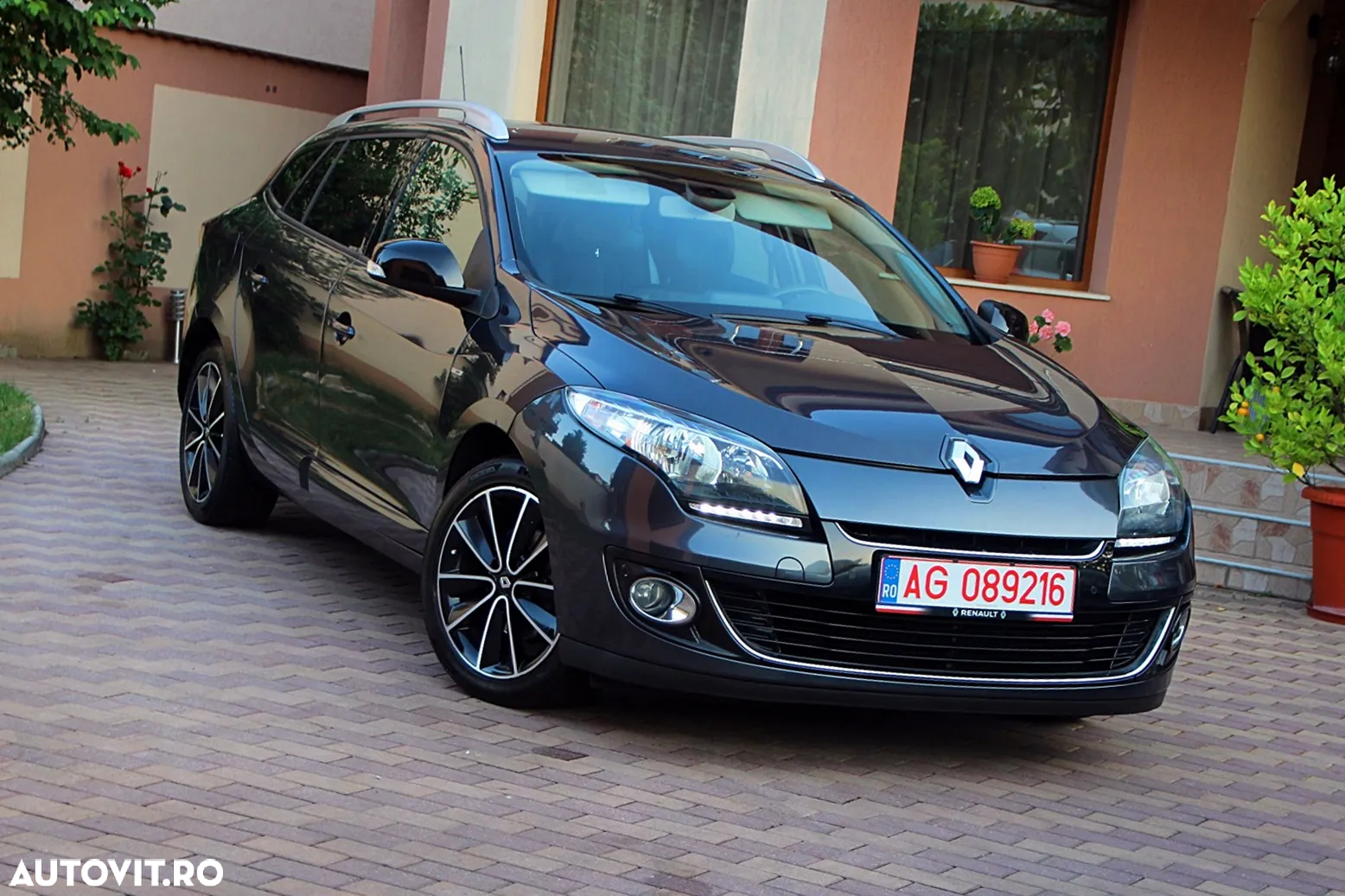 Renault Megane Grandtour ENERGY dCi 110 Start & Stopp Bose Edition - 10