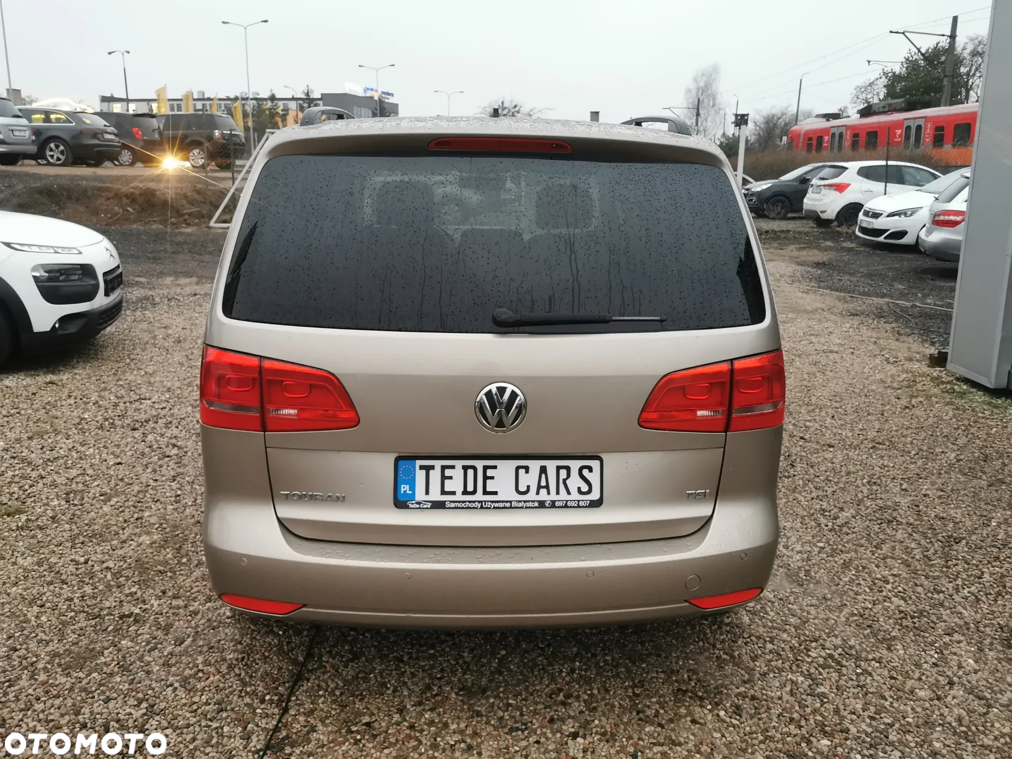 Volkswagen Touran 1.4 TSI Comfortline - 2