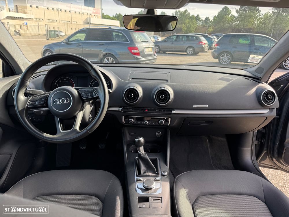 Audi A3 Limousine 30 TDI - 17