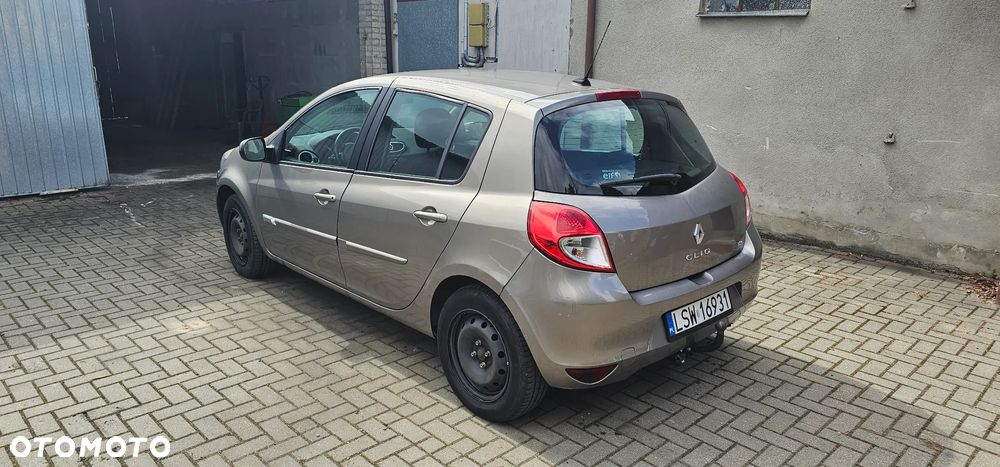 Renault Clio 1.2 16V TCE Dynamique - 2