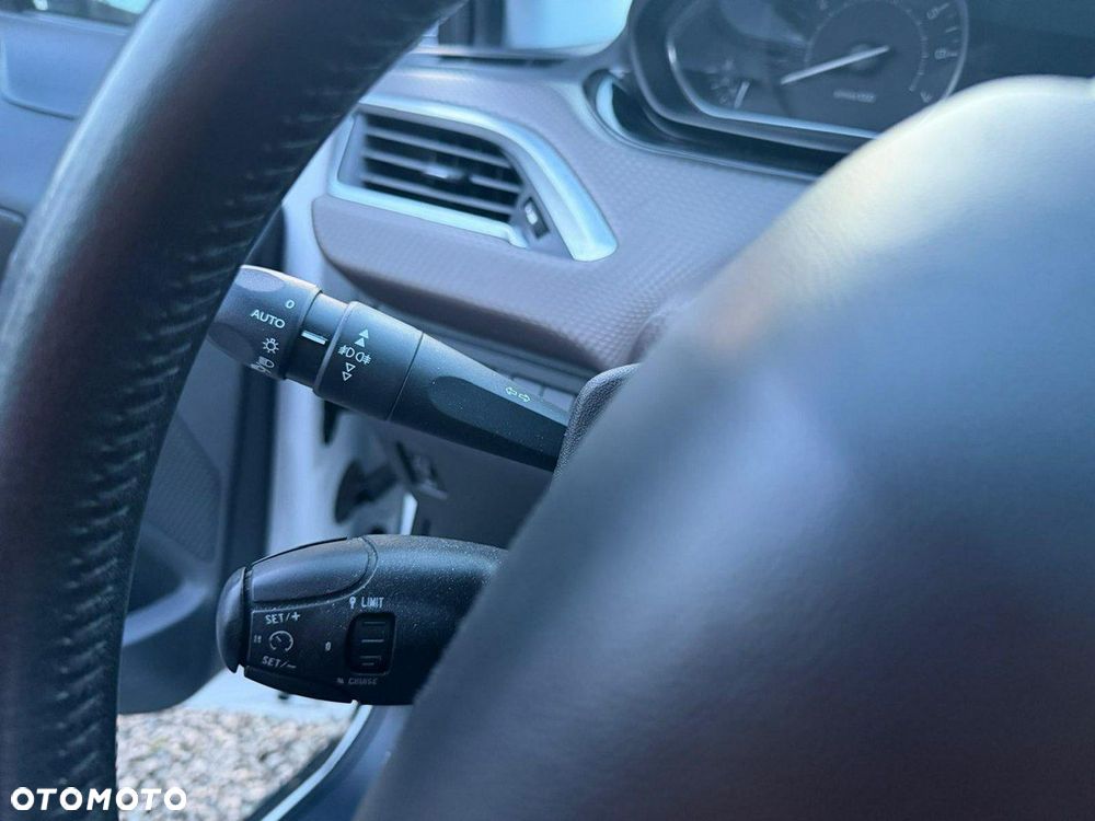 Peugeot 2008 - 28