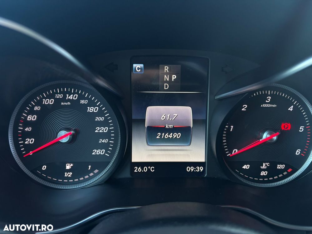 Mercedes-Benz GLC 220 d 4MATIC 9G-TRONIC AMG Line - 14