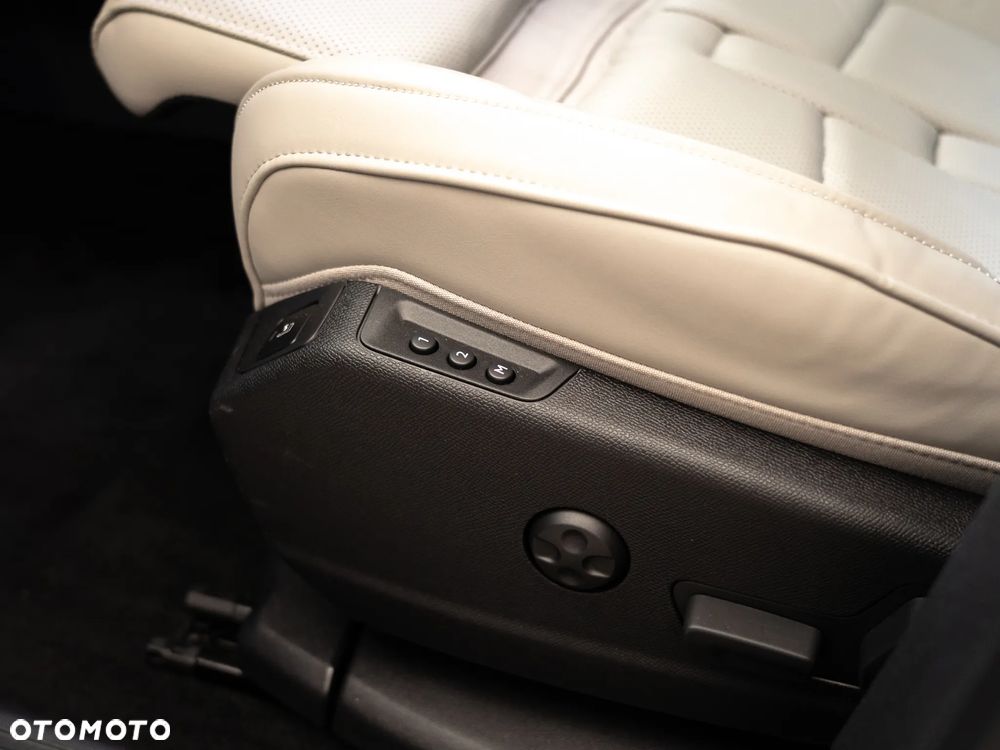 DS Automobiles DS 7 Crossback - 14