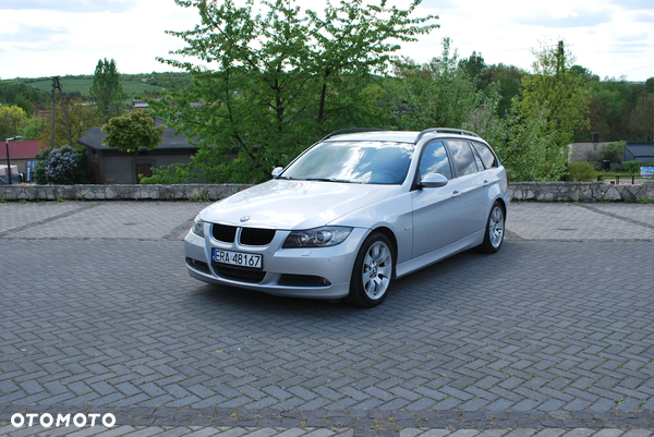 BMW Seria 3 320d DPF Touring