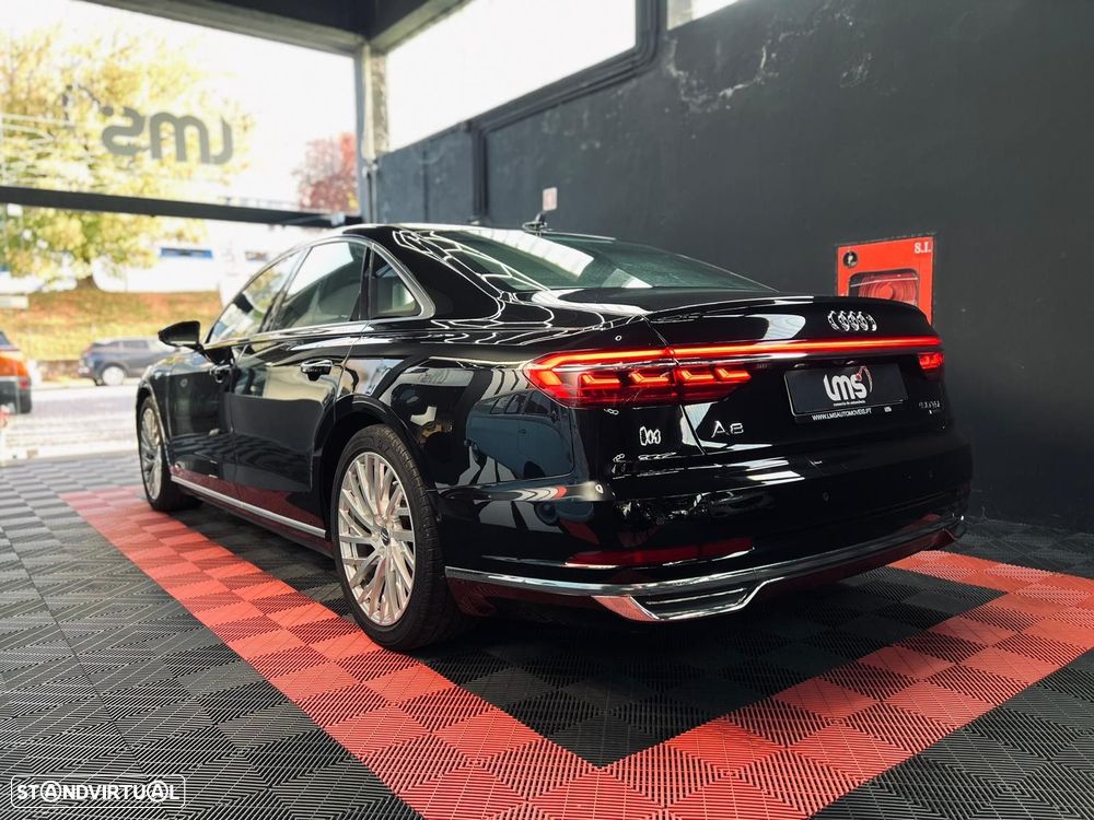 Audi A8 50 TDI quattro Tiptronic - 13