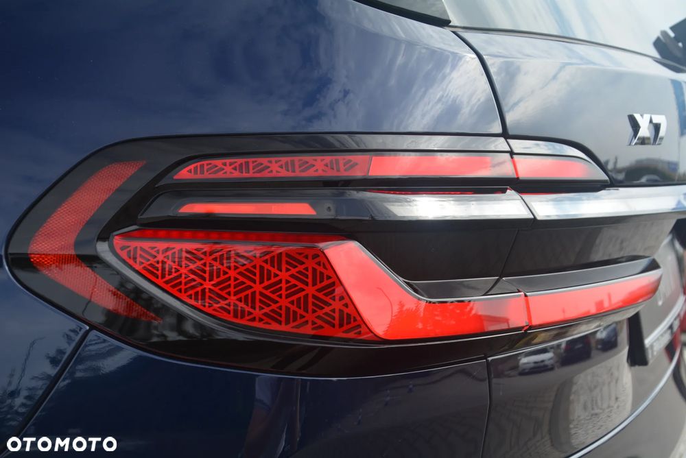 BMW X7 - 9