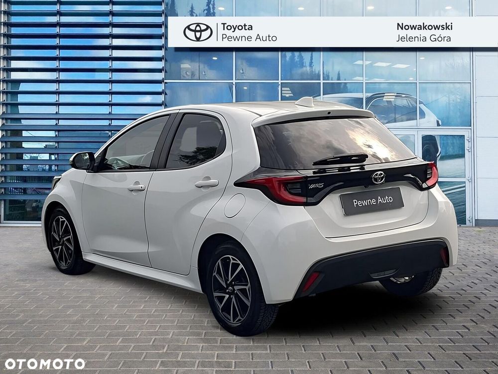 Toyota Yaris - 8