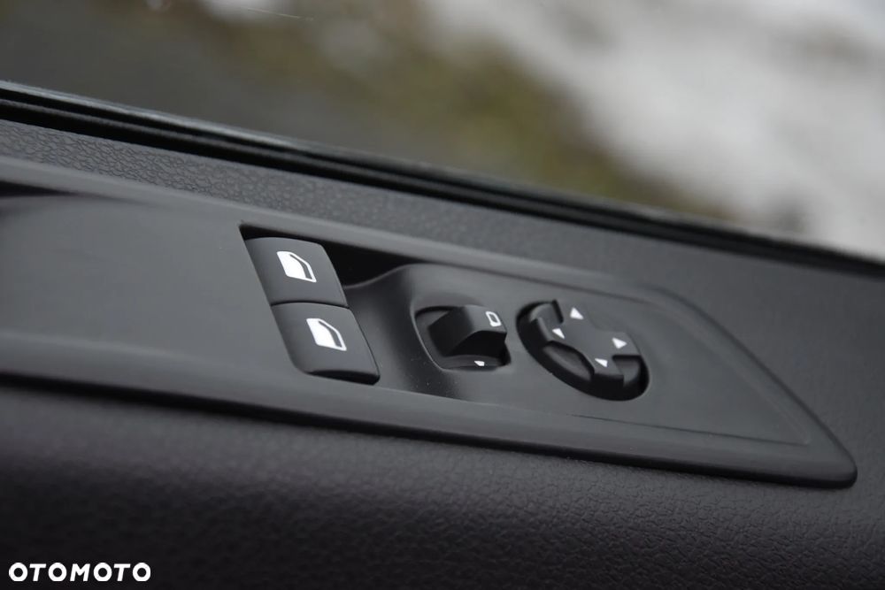 Opel Vivaro Extra Long - 20