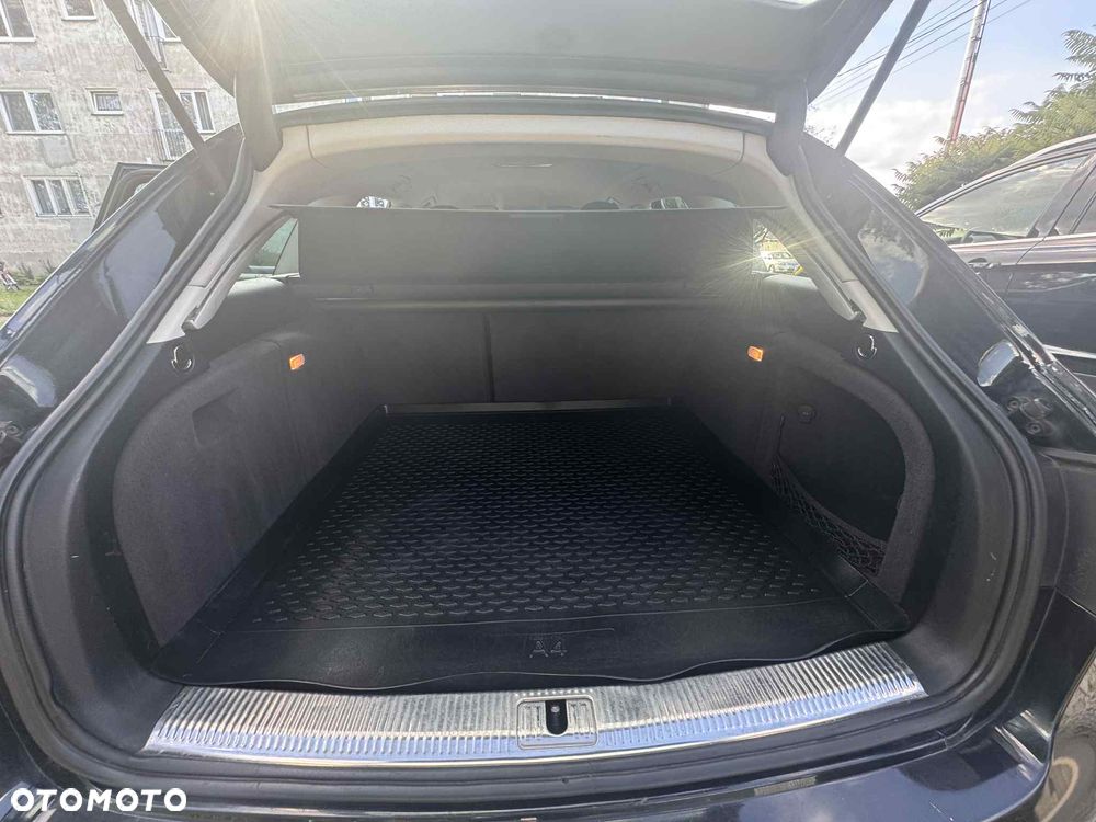 Audi A4 Avant 2.0 TDI - 12