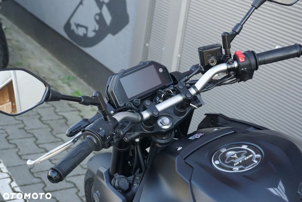 Yamaha MT - 15