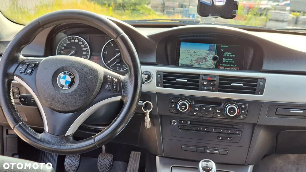 BMW Seria 3 320d xDrive DPF Edition Lifestyle - 18