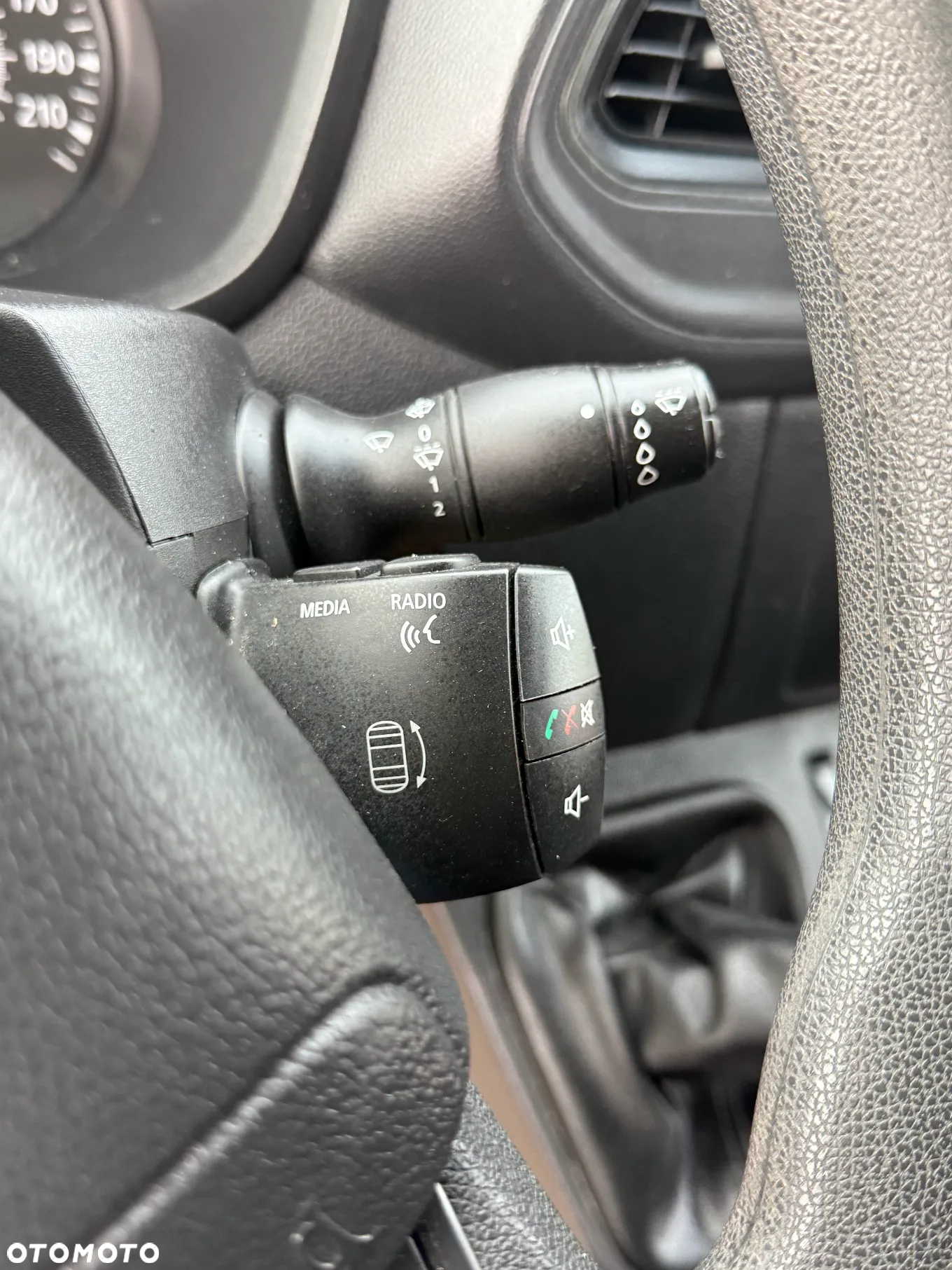 Nissan NV400 - 30