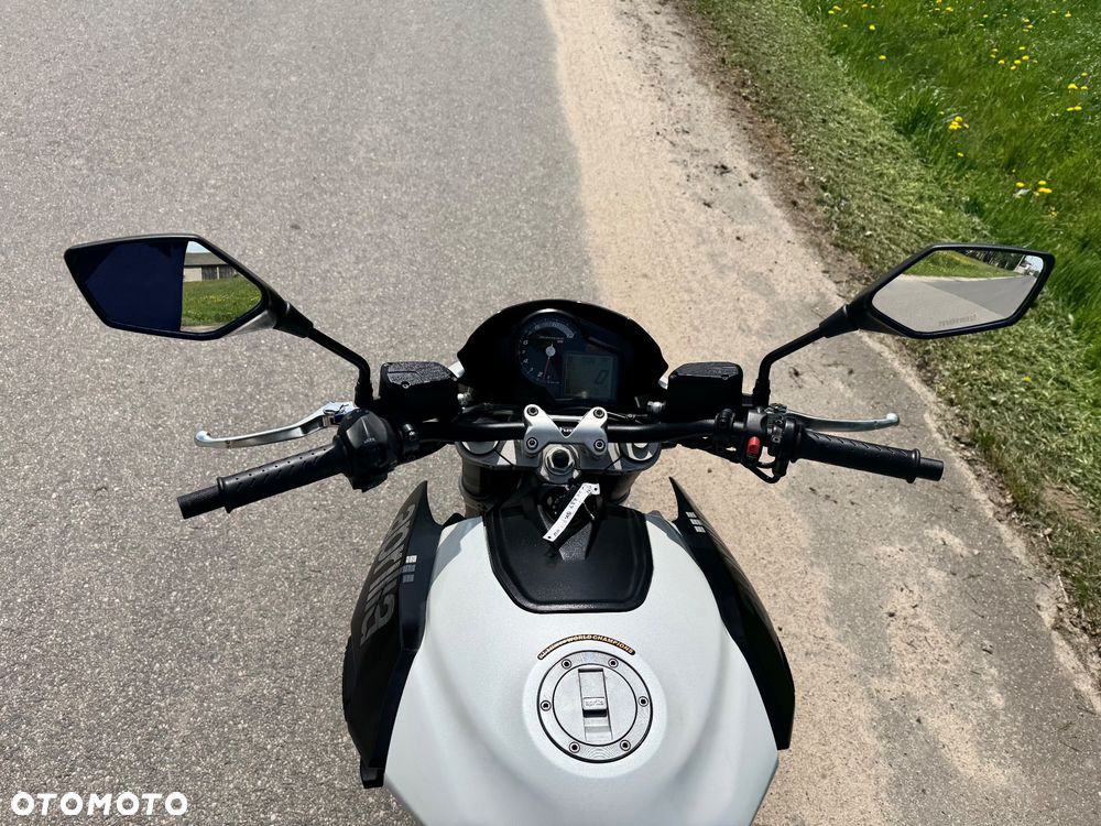 Aprilia Shiver - 11