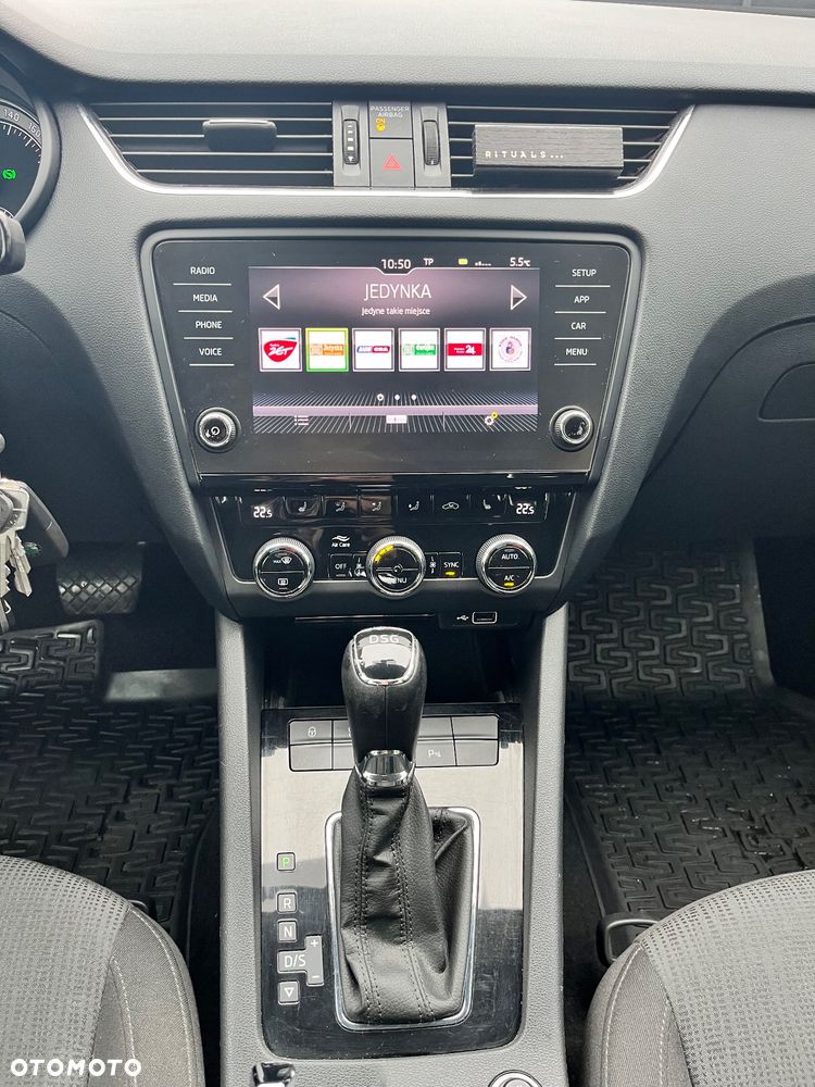 Skoda Octavia 2.0 TDI Ambition DSG - 7