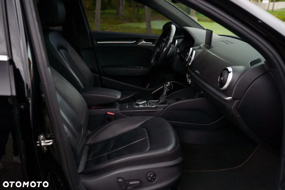 Audi A3 Limousine 2.0 TFSI quattro S tronic design - 13