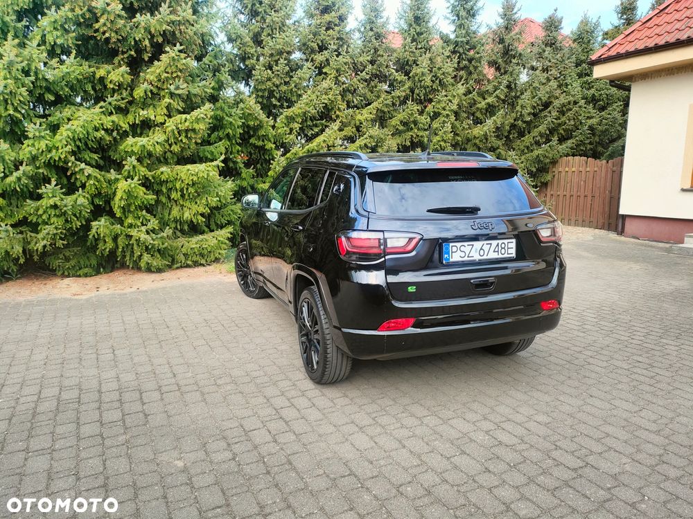 Jeep Compass 1.5 GSE T4 48V e-Hybrid Automatik Night Eagle - 13