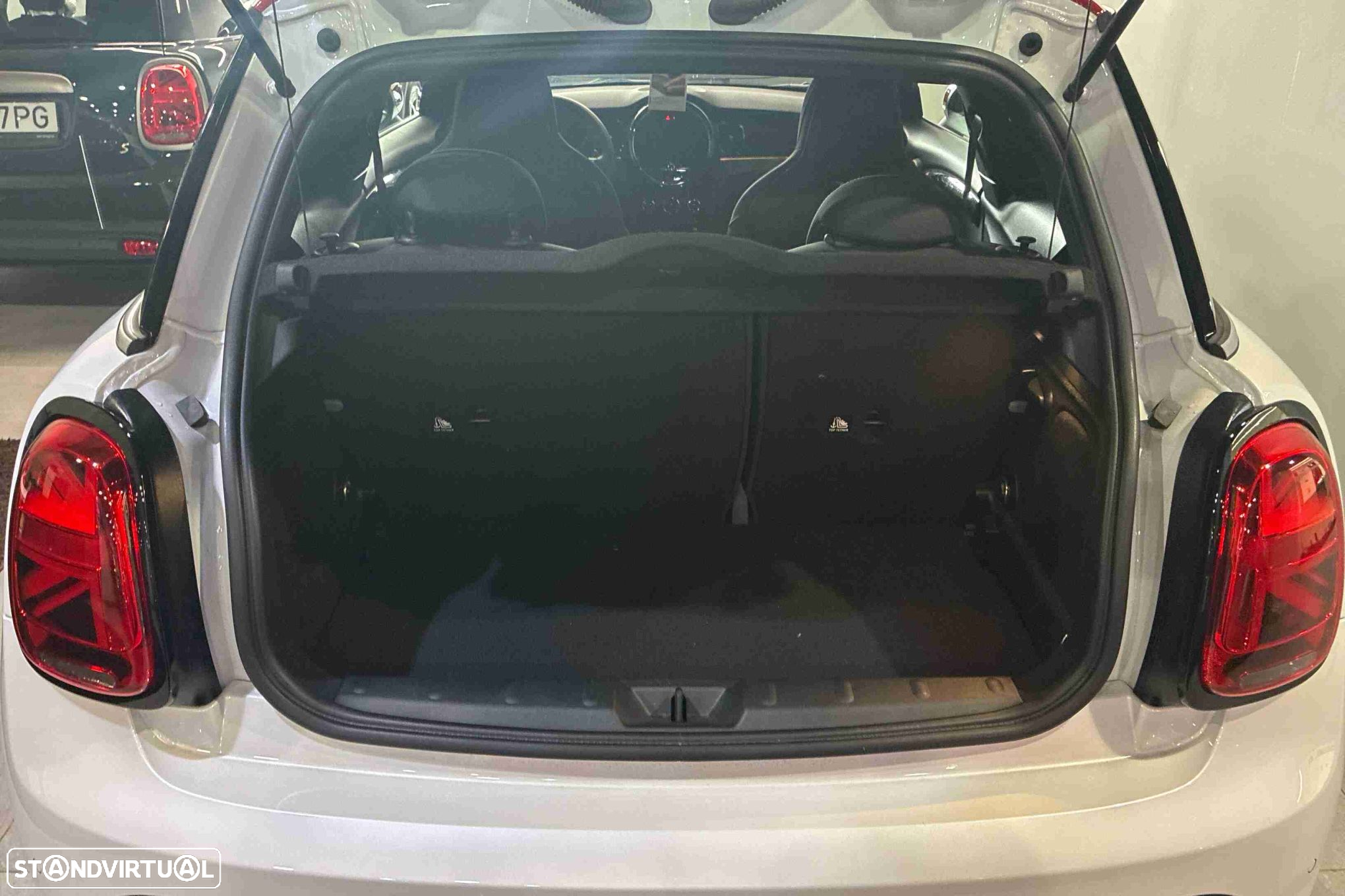 MINI 3 Portas - 11
