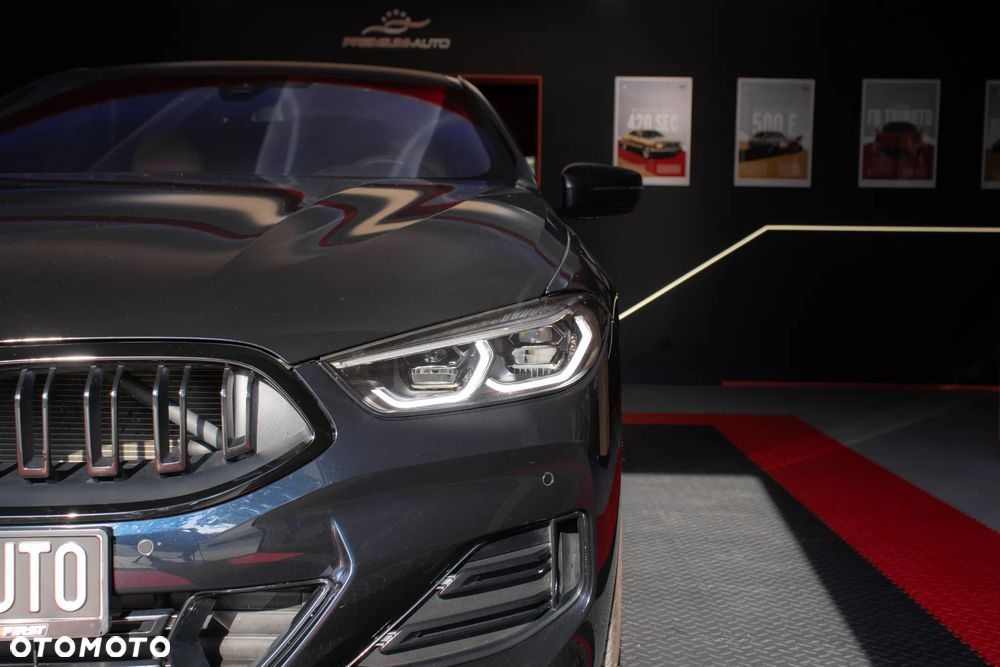 BMW Seria 8 - 17