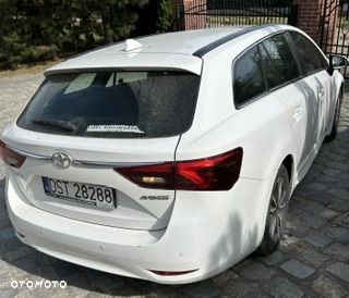 Toyota Avensis 1.8 Premium MS - 14