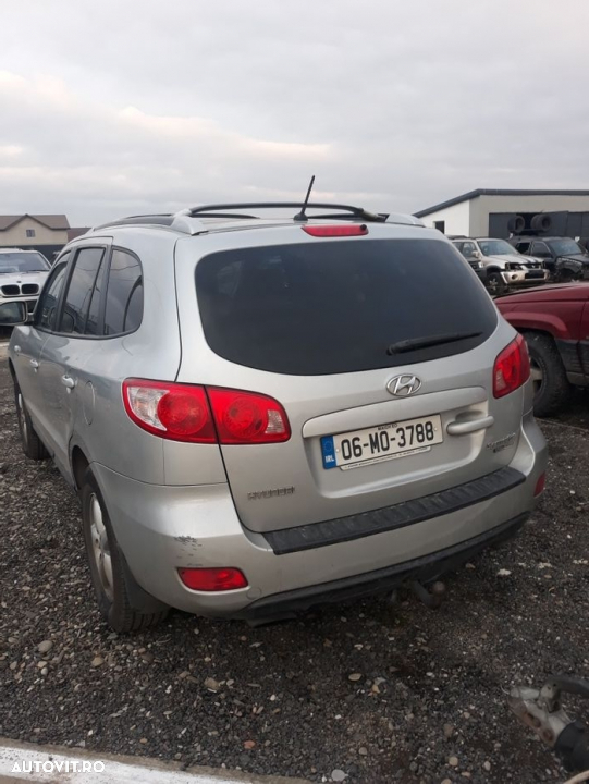 Dezmembrez hyundai santa fe 2,2crdi si 2.0 crdi 2001-2010 - 3