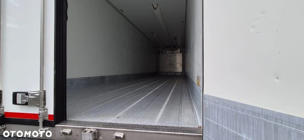 Schmitz Cargobull SCHMITZ THERMO KING - 23