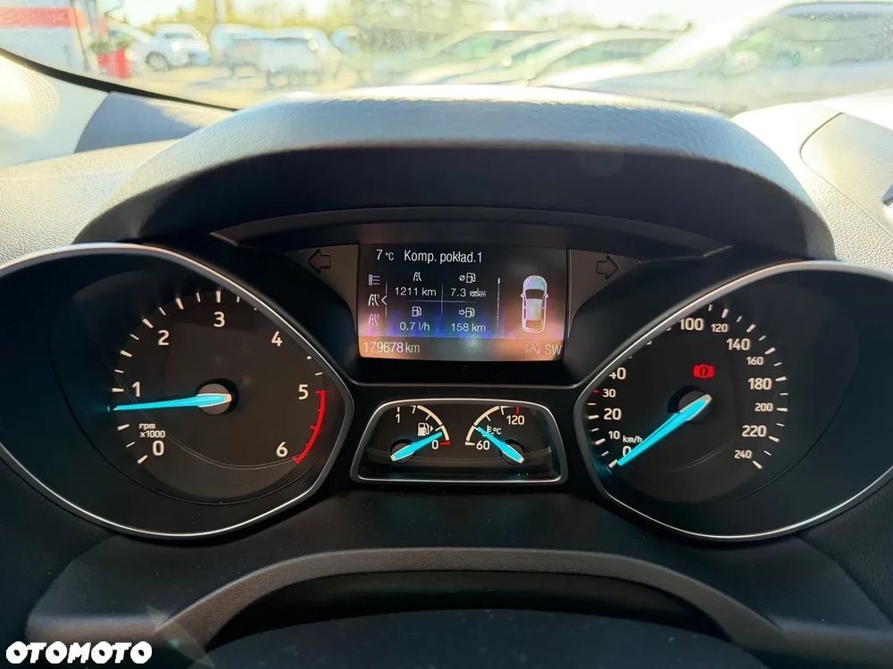 Ford Kuga 2.0 TDCi 4x2 Titanium - 25