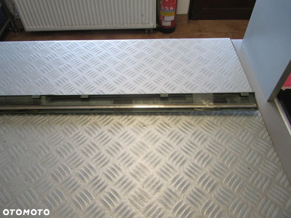 listwa 1247400293 - 5