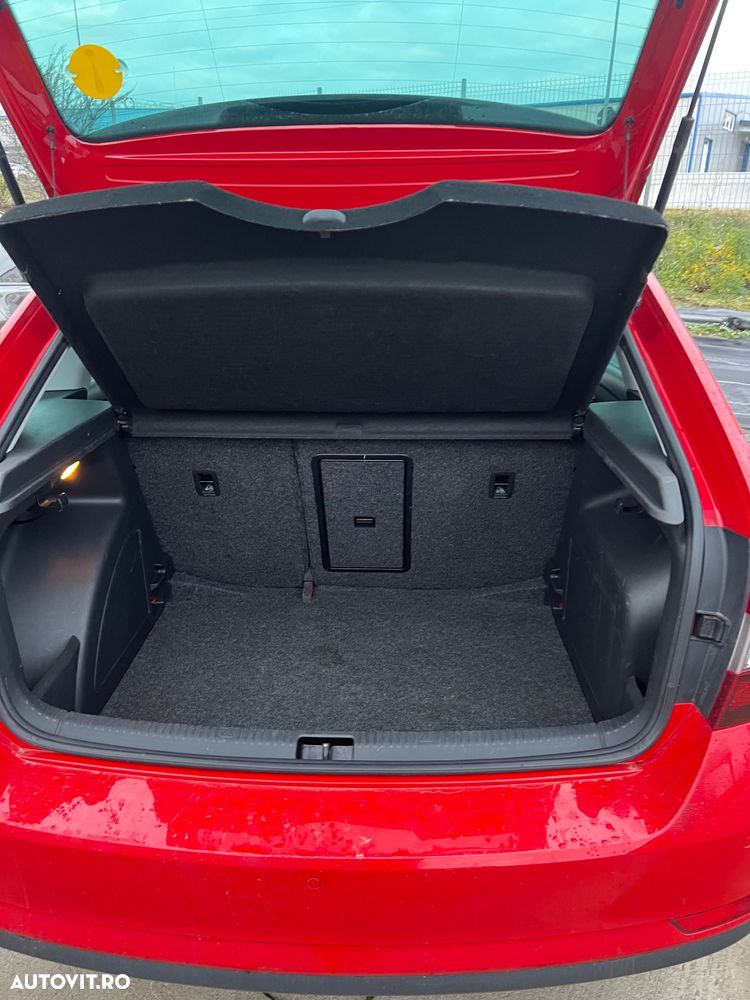 Skoda RAPID 1.4 TDI Active DSG - 8