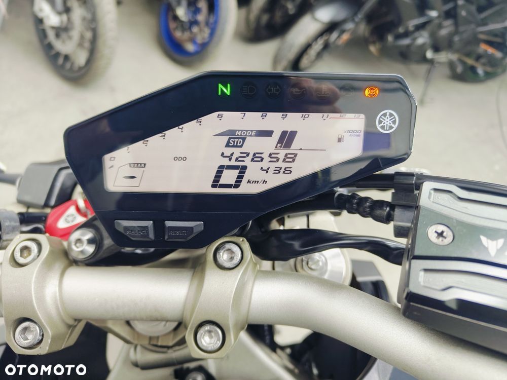 Yamaha MT - 15