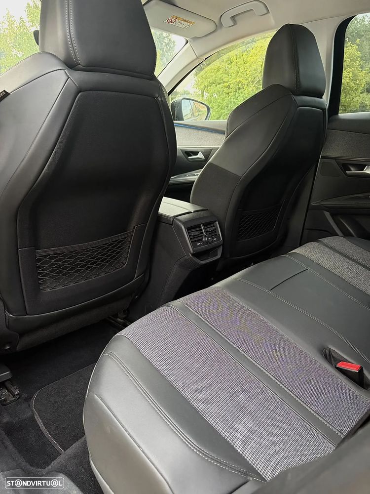 Peugeot 3008 225 e-EAT8 Allure Pack - 12