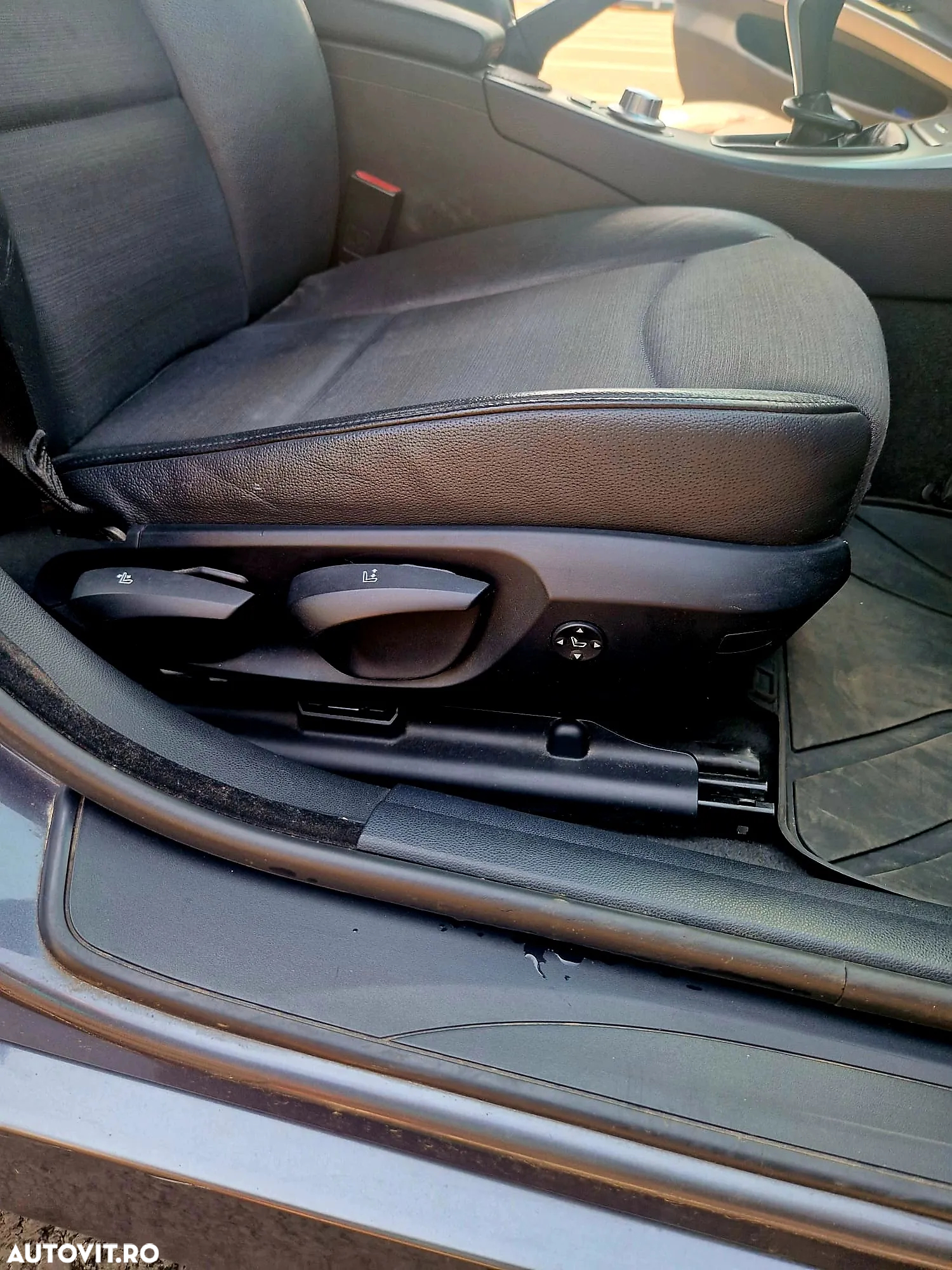 BMW Seria 3 320d - 10