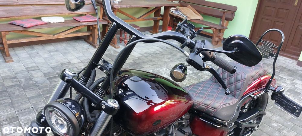 Harley-Davidson Softail Street Bob - 39