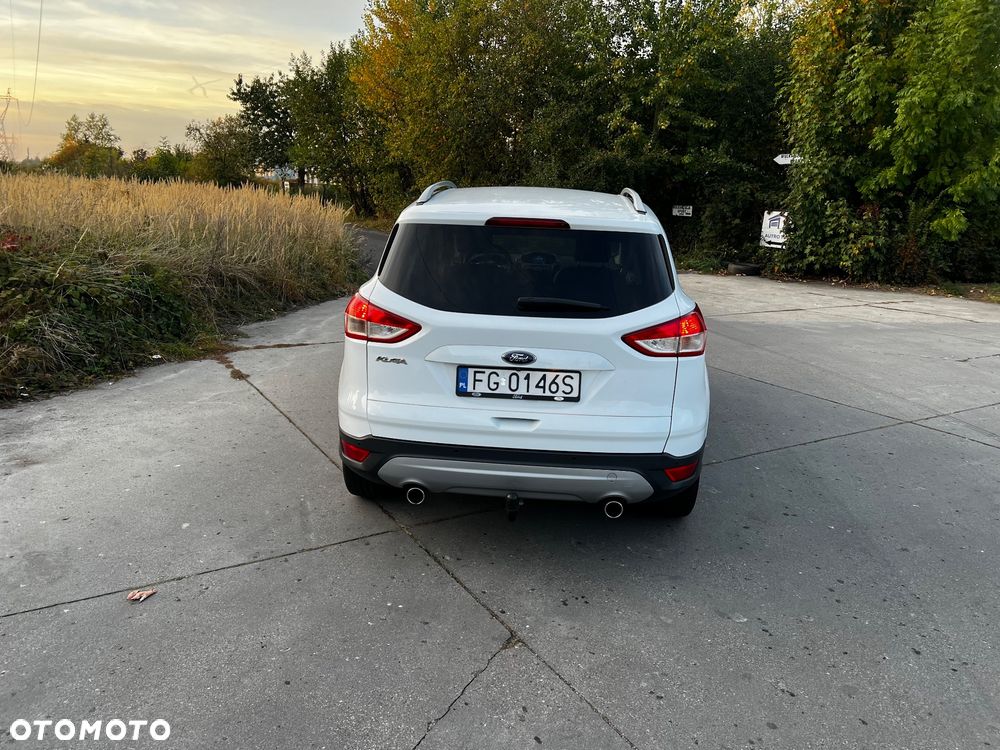 Ford Kuga - 12