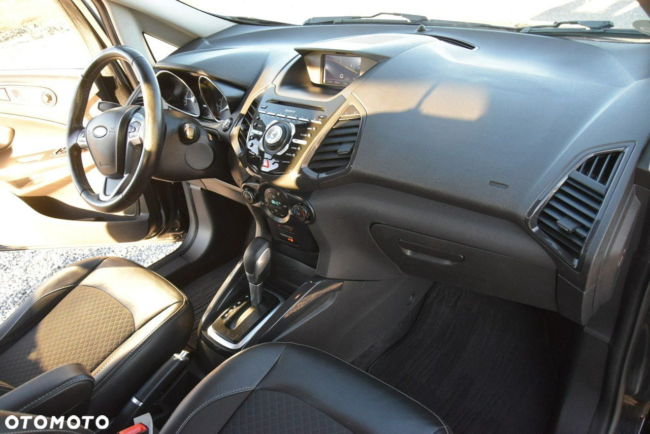 Ford EcoSport - 36