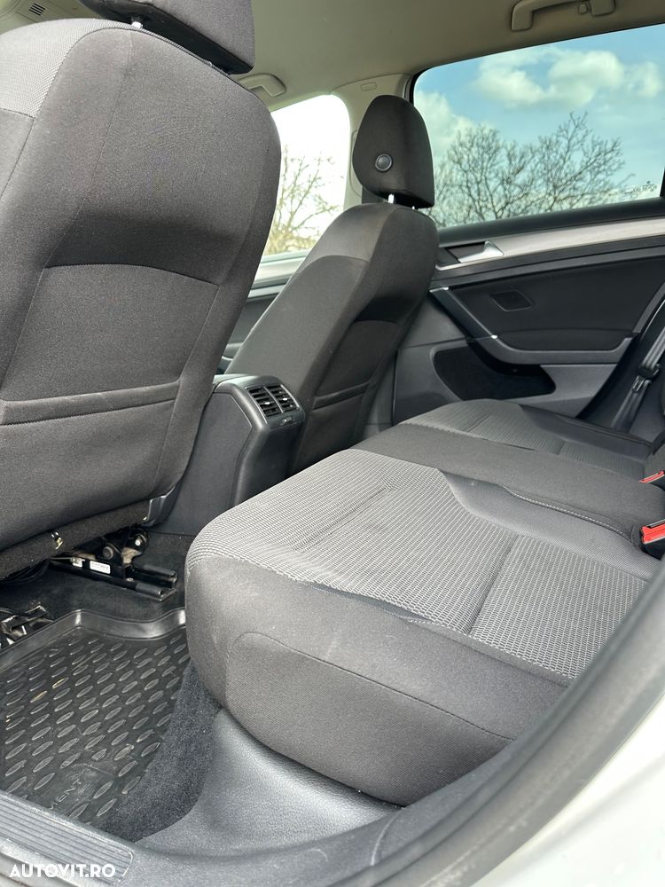 Volkswagen Golf 2.0 TDI DSG Comfortline - 9