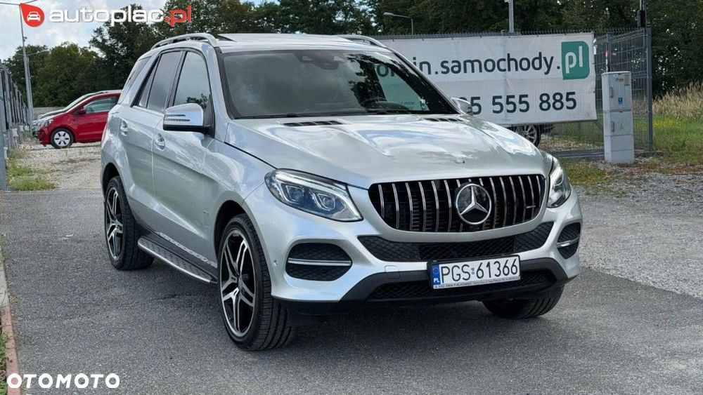 Mercedes-Benz GLE 2016