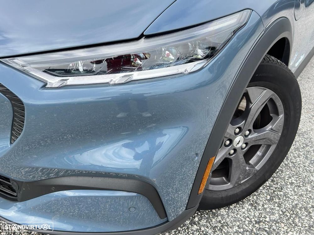 Ford Mustang Mach-E Standard - 3