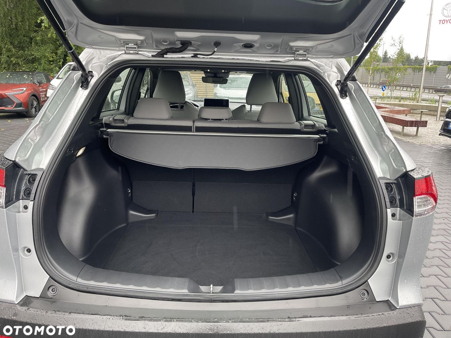 Toyota Corolla Cross - 12