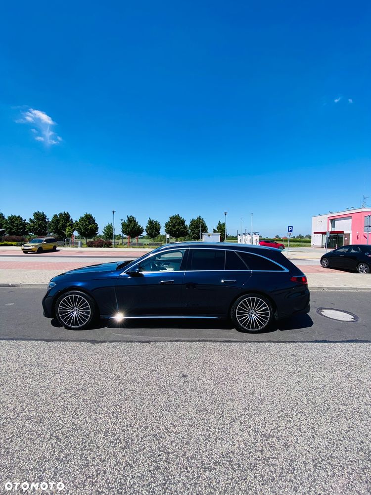 Mercedes-Benz Klasa E 220 d mHEV 4-Matic AMG 9G-Tronic - 3